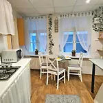 Old Town Rustic Elegance By The Livu And Dome Squares Apartman
