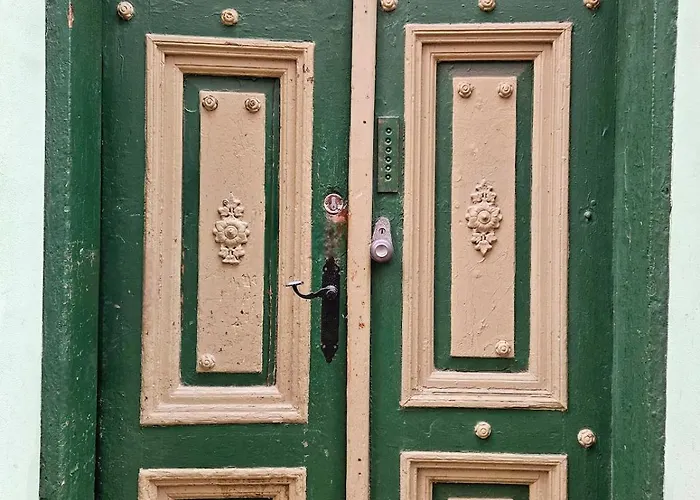 Old Town Rustic Elegance By The Livu And Dome Squares 리가