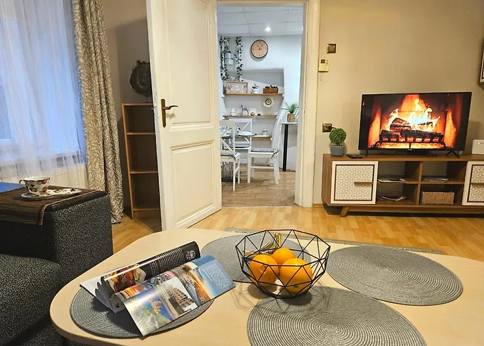 Old Town Rustic Elegance By The Livu And Dome Squares 아파트 리가