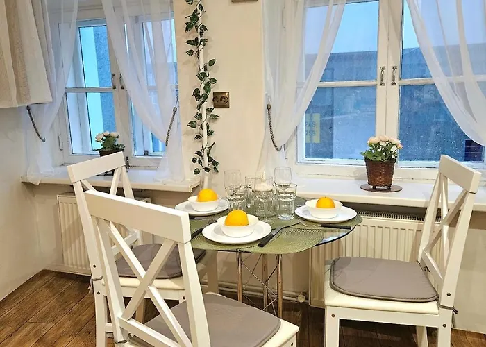 아파트 Old Town Rustic Elegance By The Livu And Dome Squares *