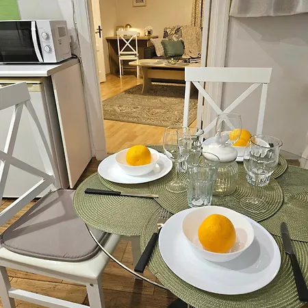 Old Town Rustic Elegance By The Livu And Dome Squares Riga