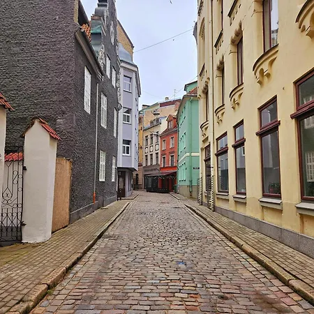 Apartment Old Town Rustic Elegance By The Livu And Dome Squares