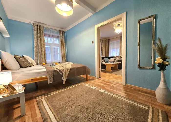 Old Town Rustic Elegance By The Livu And Dome Squares * 里加